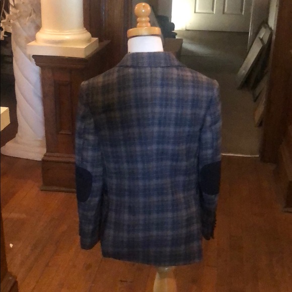 Blazer - Picture 2 of 2